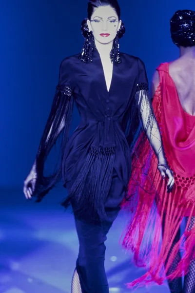 Look 32